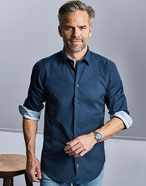 Russell Europe Camisa contrastada Ultimate Stretch hombre