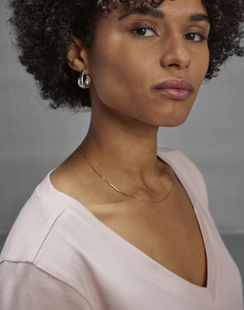  B & C Camiseta con Cuello en V de Mujer #E150otro