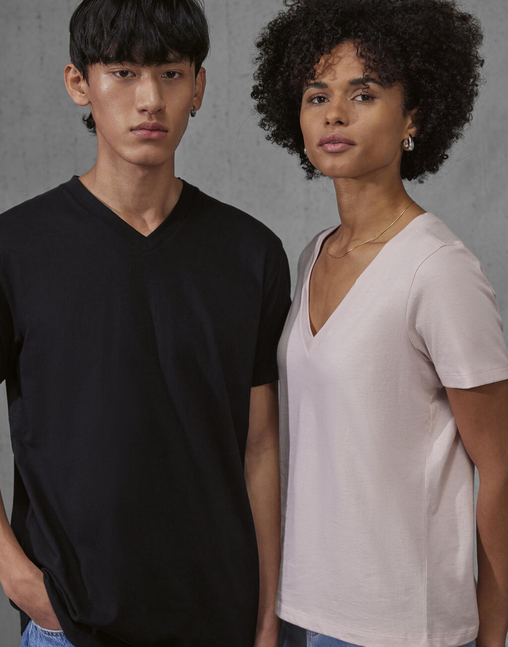  B & C Camiseta con Cuello en V de Mujer #E150otro