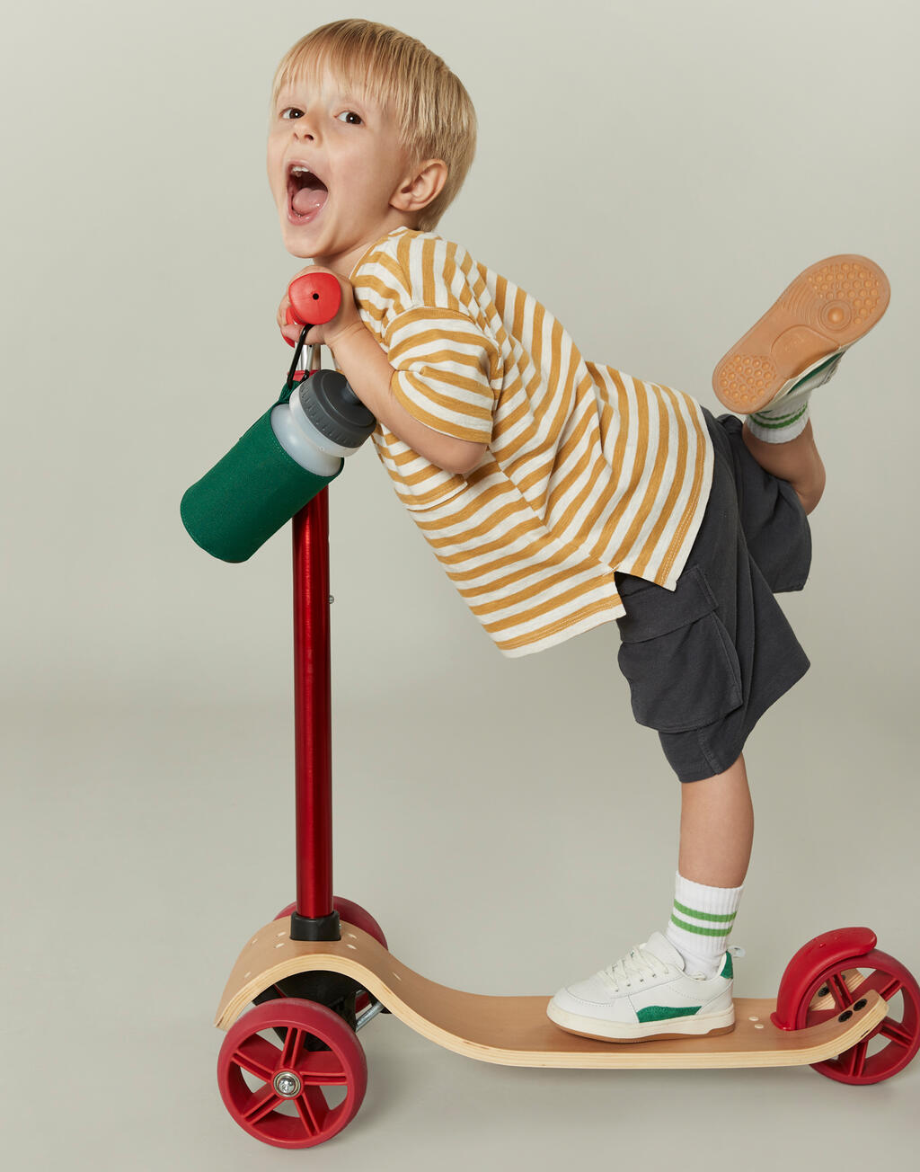  Quadra Botella con fundaotro