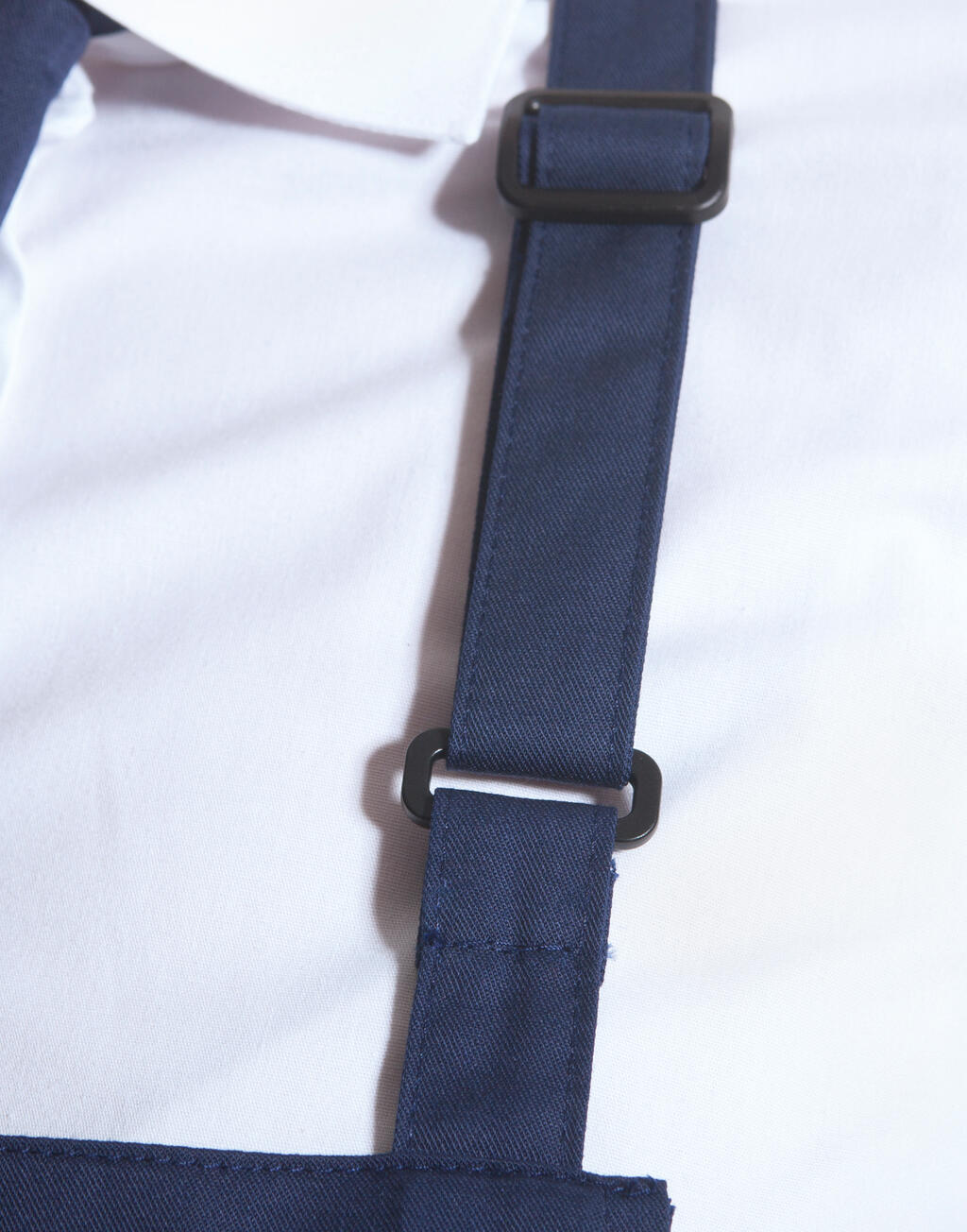  Karlowsky Delantal peto oversize con hebilla y bolsillootro