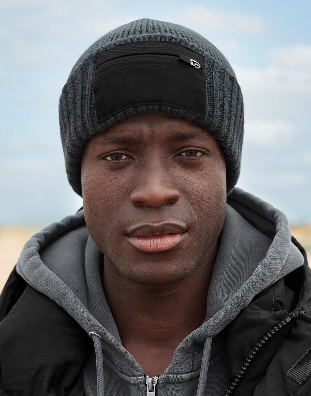  Beechfield Gorro con Cremallera y Parcheotro