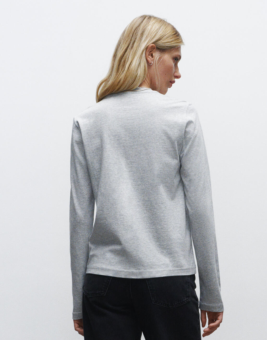  True Blanks Womens Regular Long Sleeve Teeotro