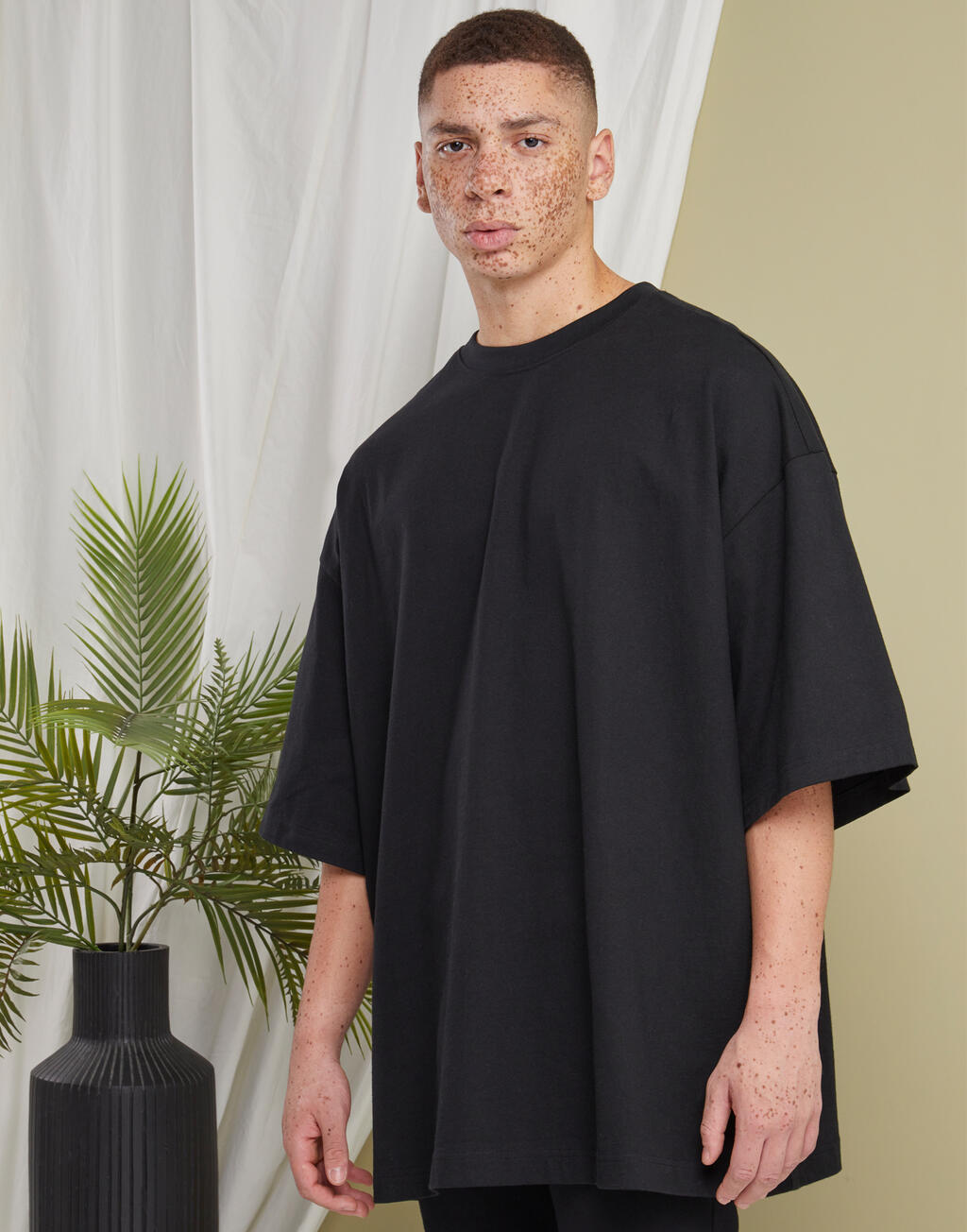  Build Your Brand Camiseta Hugeotro