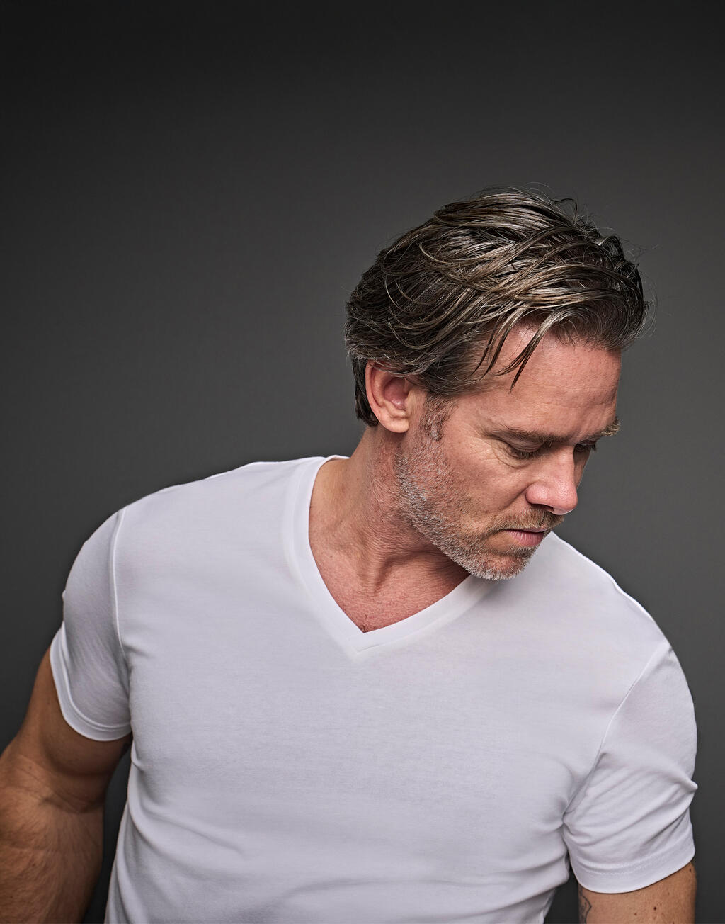  Tee Jays Camiseta cuello V ajustada hombreotro