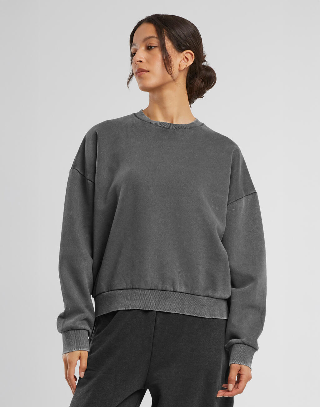 Build Your Brand Sudadera de Cuello Redondo Vintage Heavy de Mujer