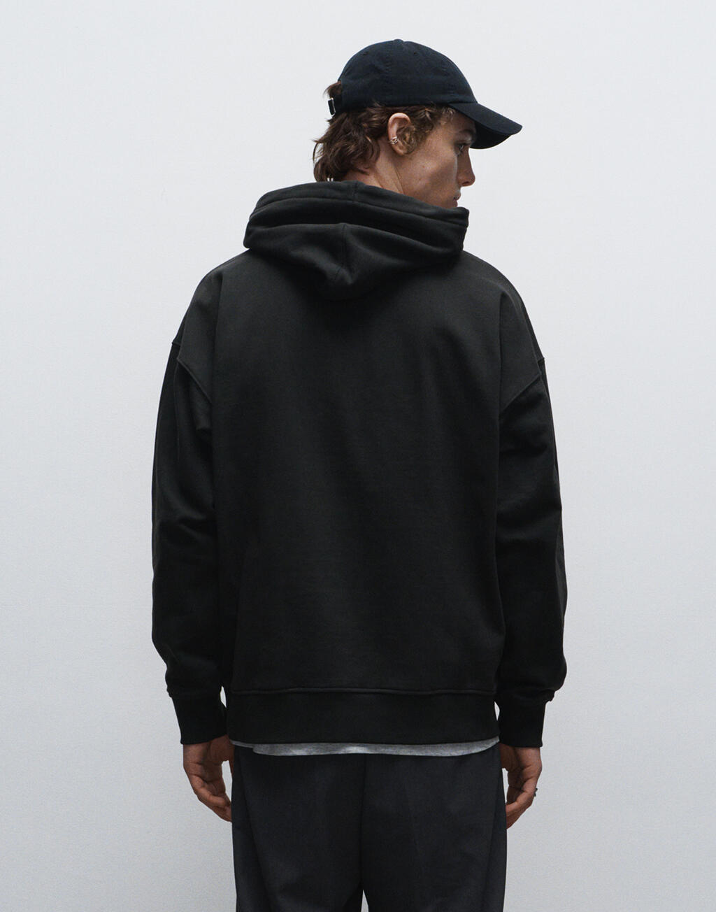  True Blanks Mens Boxy Hoodieotro