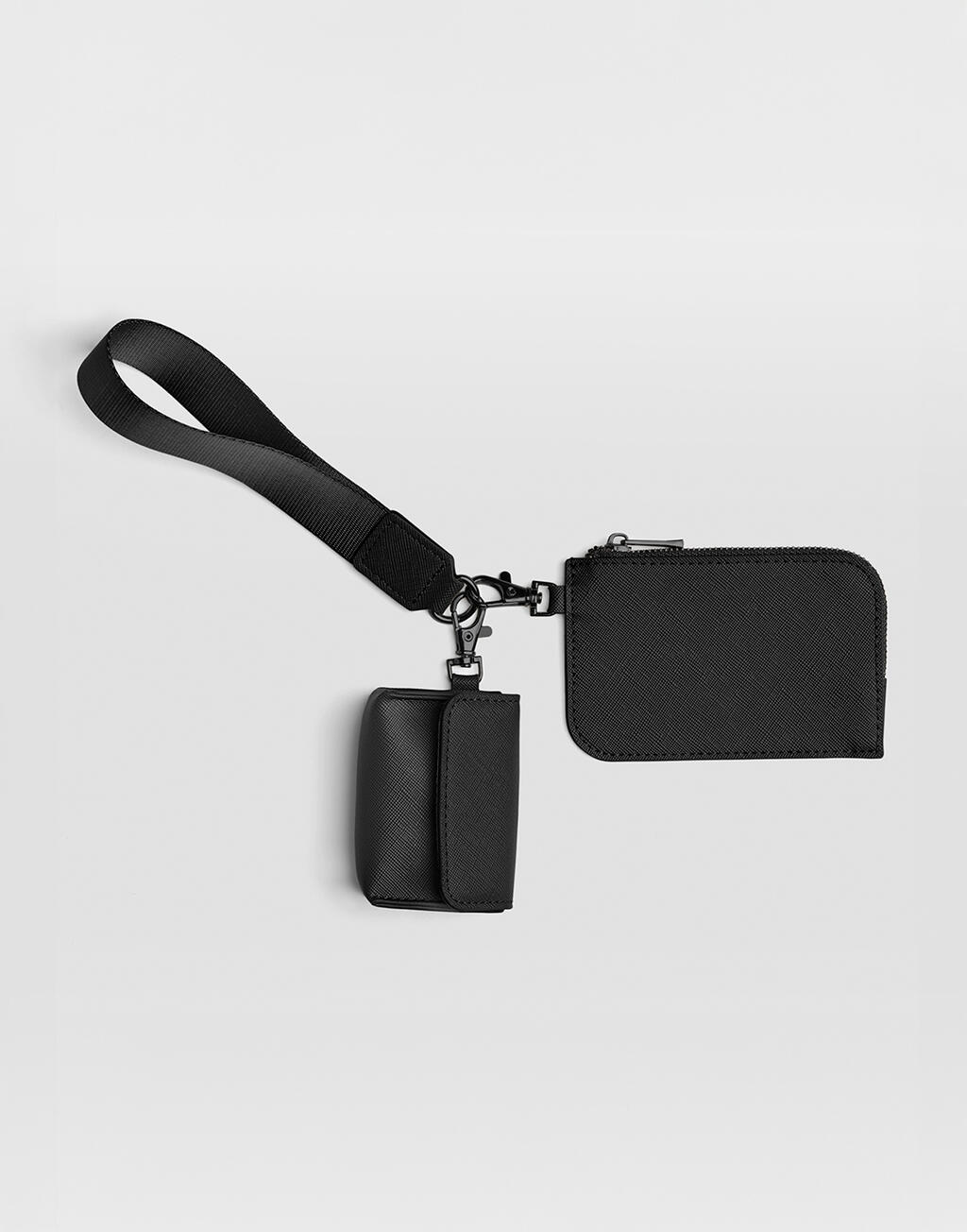 Boutique Pouch Wristlet Black/Black