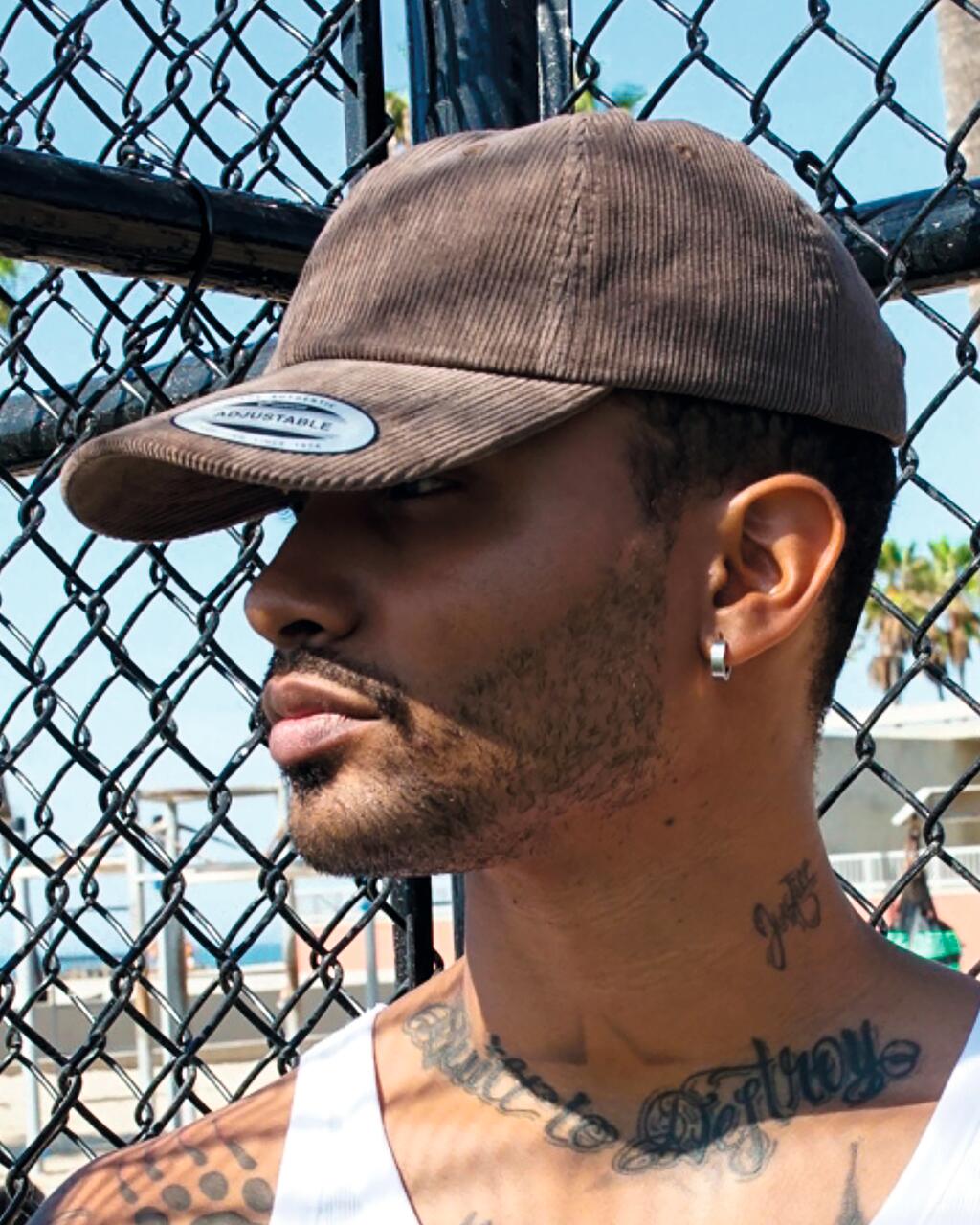 Flexfit Gorra Dad de perfil bajo y de pana