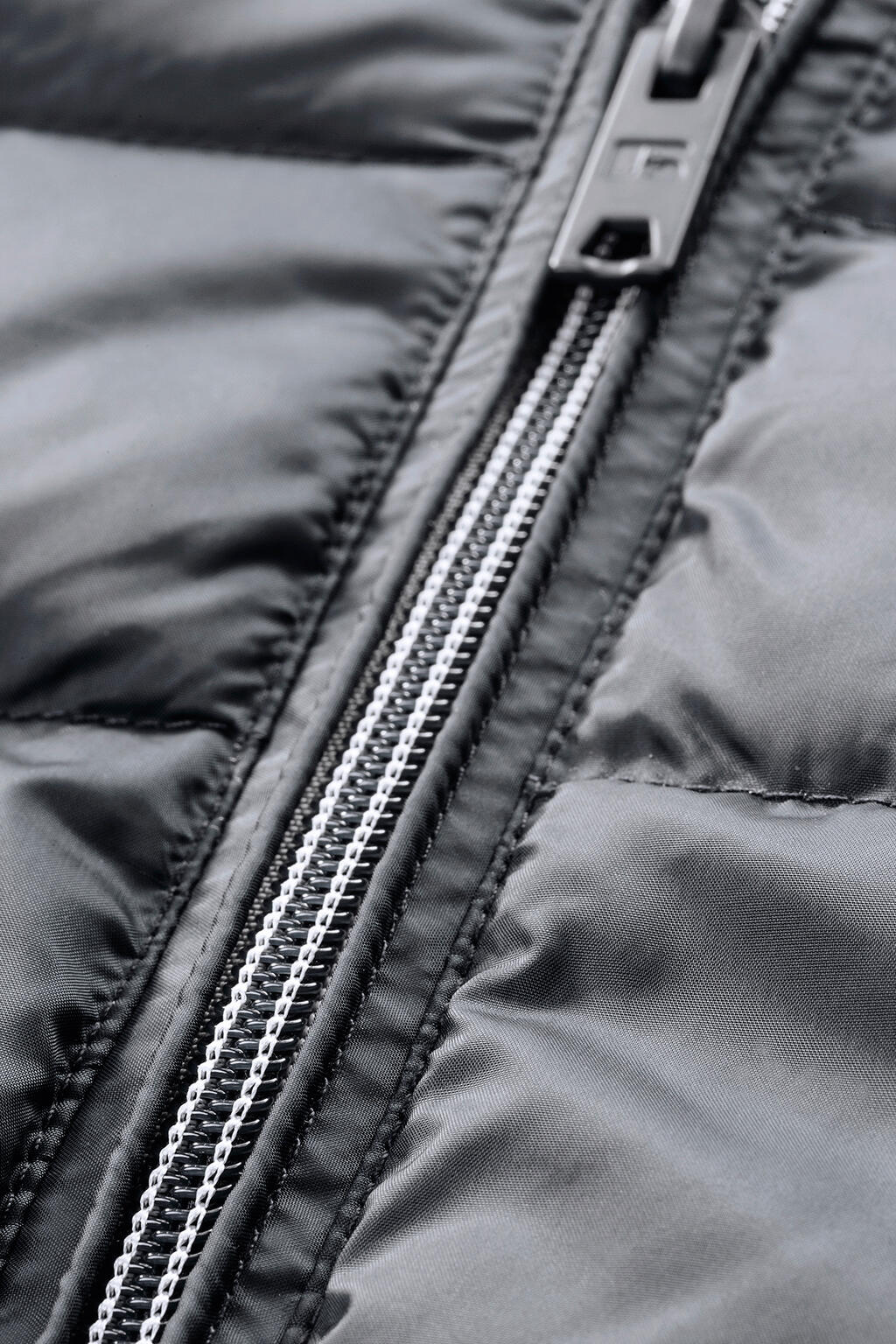  Russell Europe Chaqueta Nano con capucha mujerotro