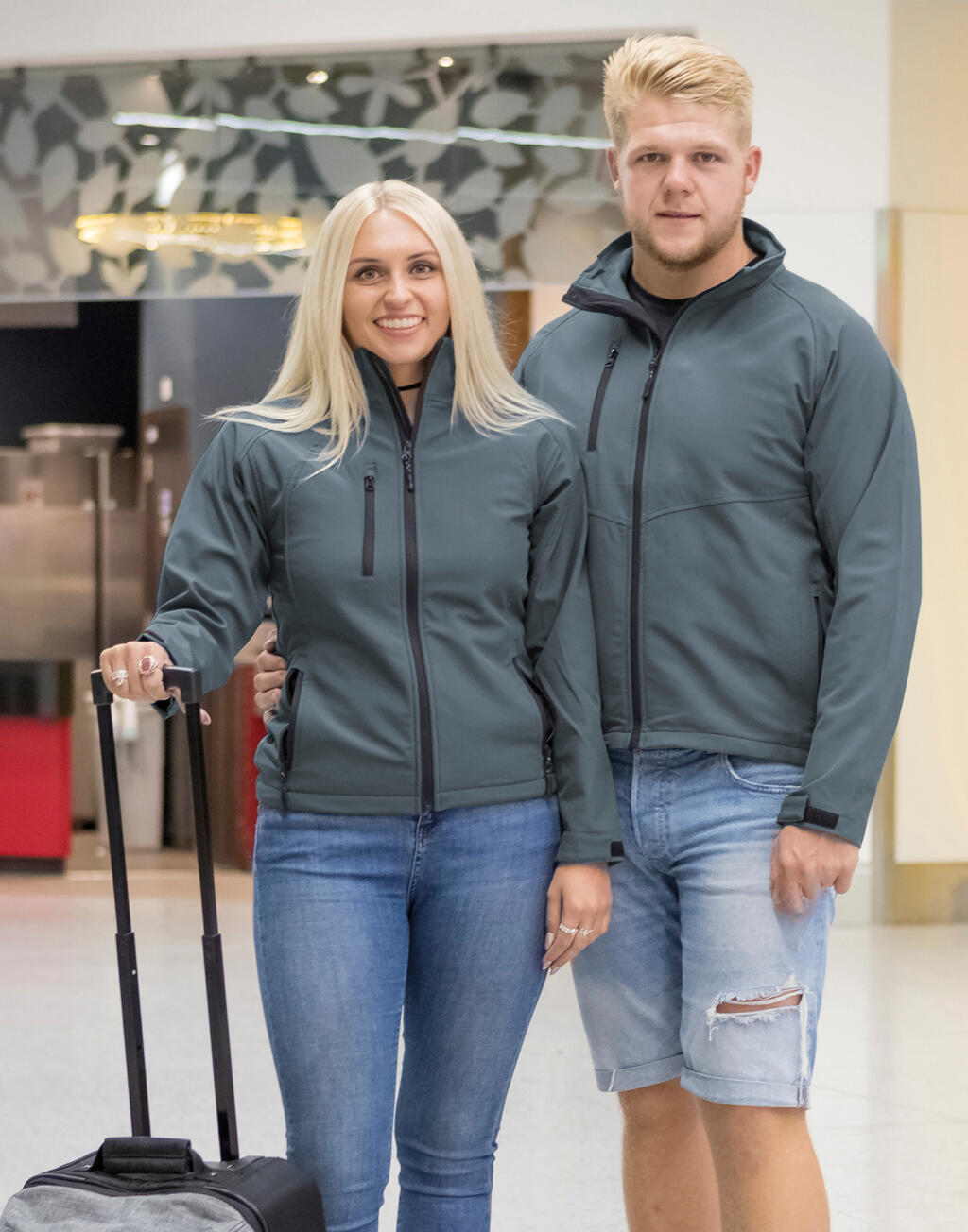  Result Chaqueta Softshell Baseotro