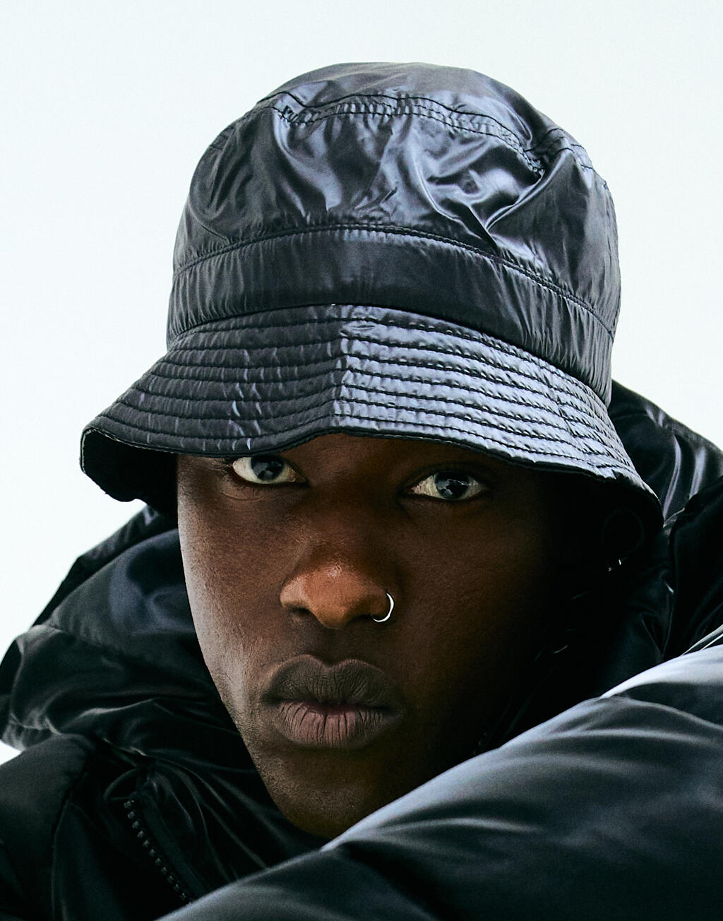 Flexfit Gorro Bucket ligero de Nailon