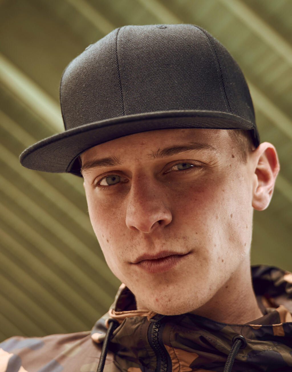  Flexfit Gorra Pro-Style de sarga con cierre a presiónotro