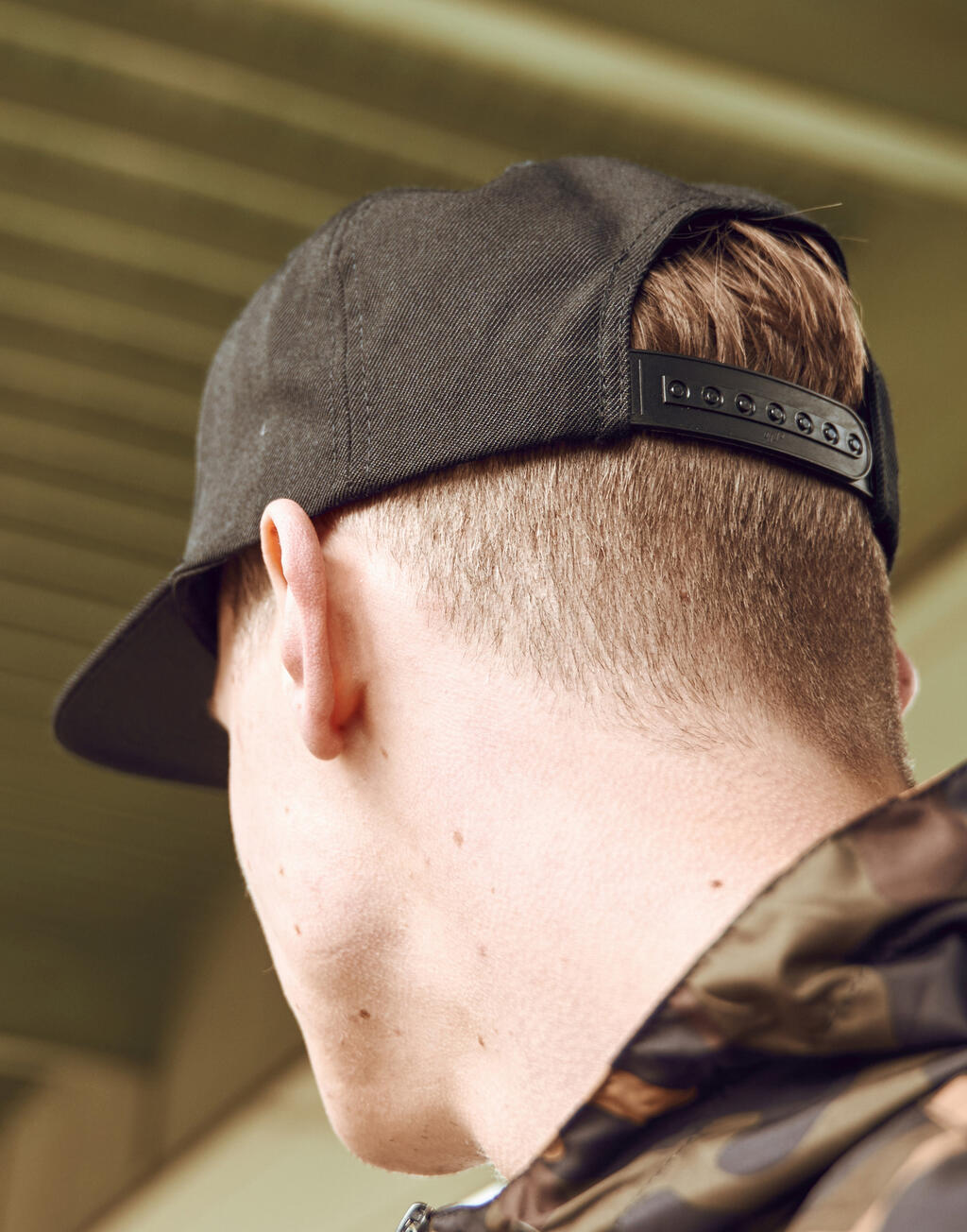  Flexfit Gorra Pro-Style de sarga con cierre a presiónotro