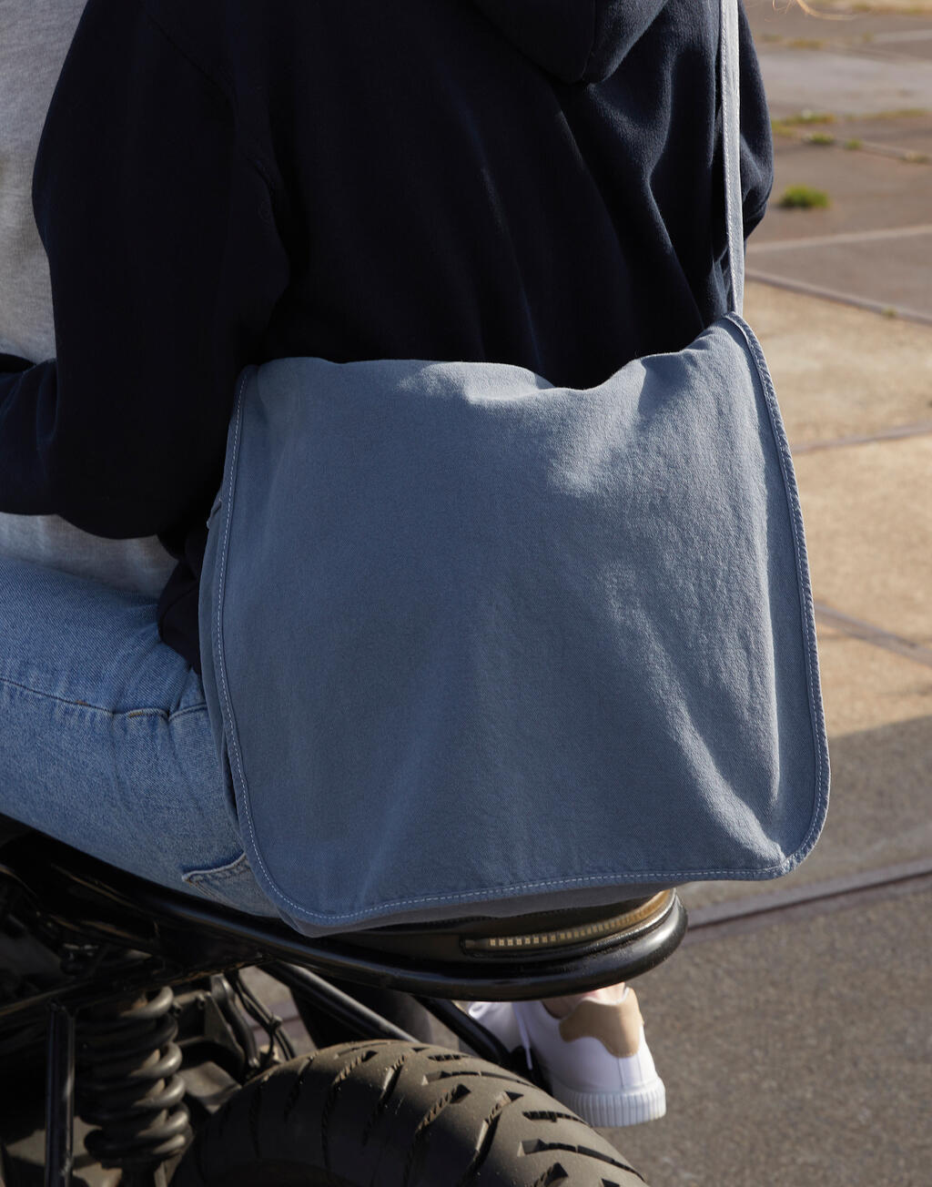  SG ACCESSORIES - BAGS Bolsa messenger de telaotro