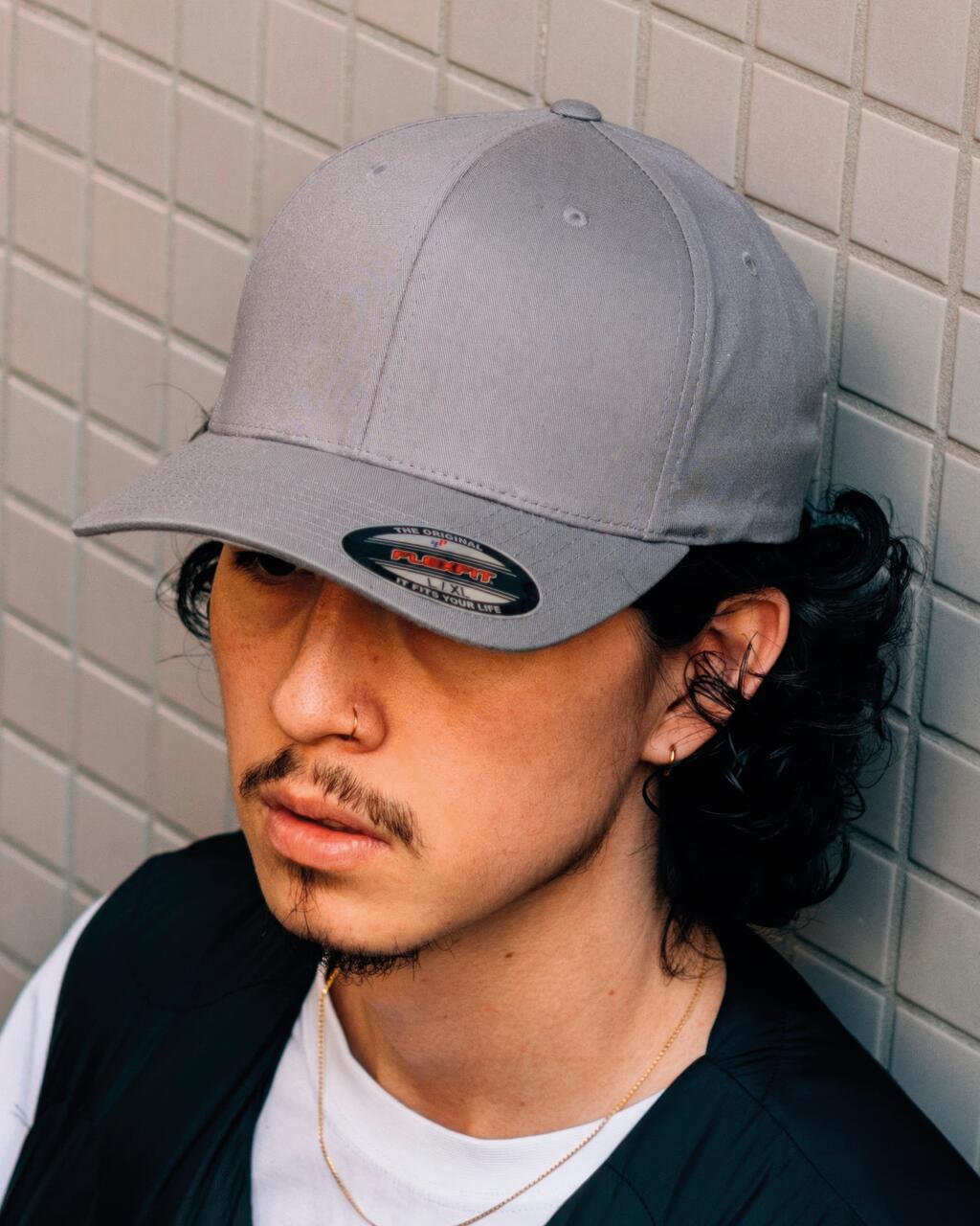  Flexfit Gorra V-Flexfit® en sarga de algodónotro