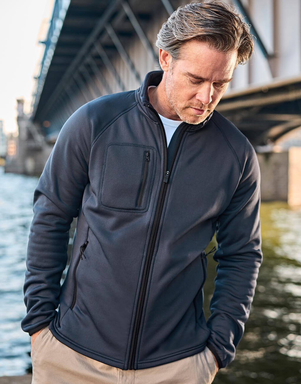 Tee Jays Forro polar elástico hombre