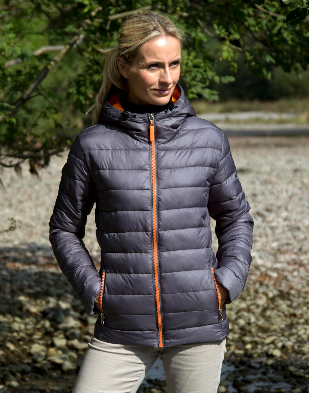 Result Chaqueta con capucha Snow Bird mujerotro