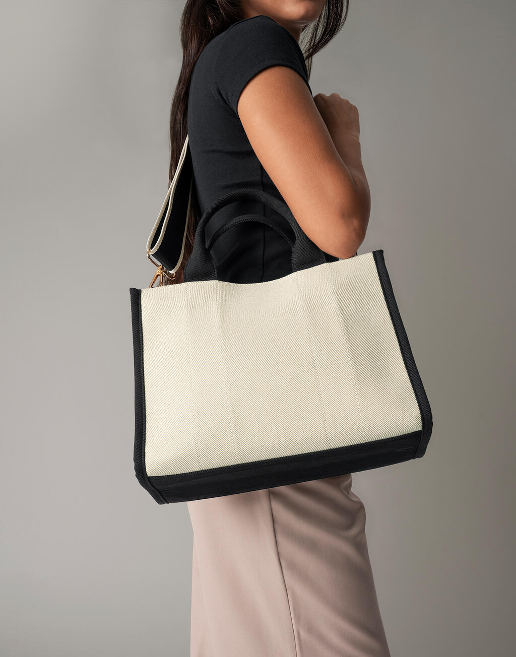  Quadra Tote Mediana Puertootro