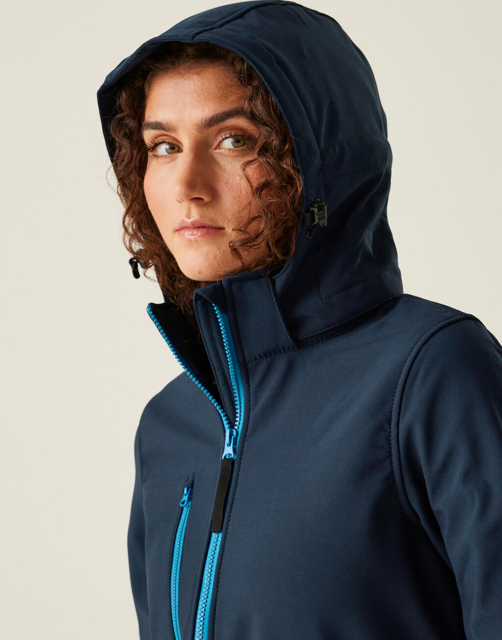  Regatta Softshell Capucha 3 capas Venturer Mujerotro