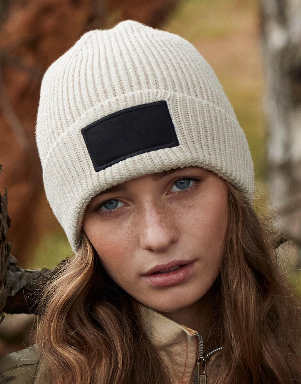  Beechfield Gorro con parche Fashionotro
