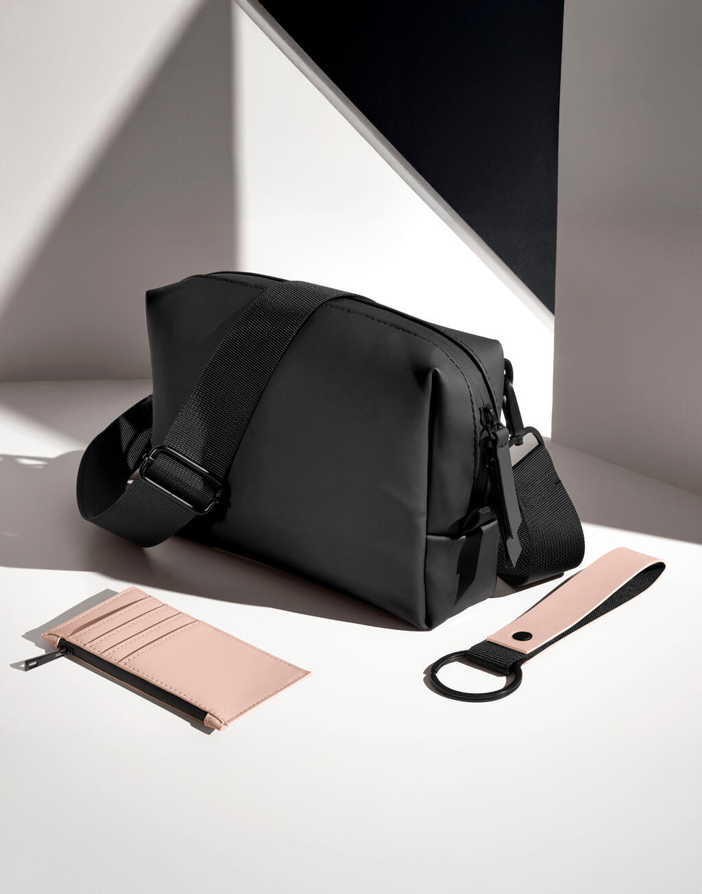  Bag Base Tarjetero Matte PUotro