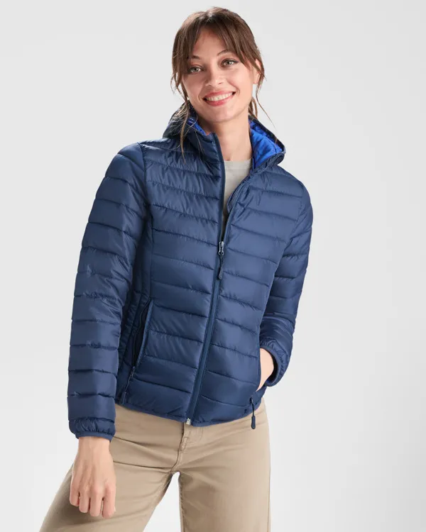 NORWAY WOMAN  - vista 2