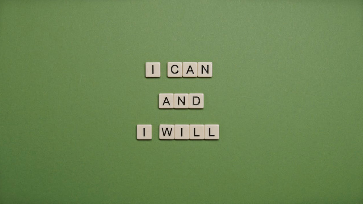 mensaje-corporativo-en-camiseta