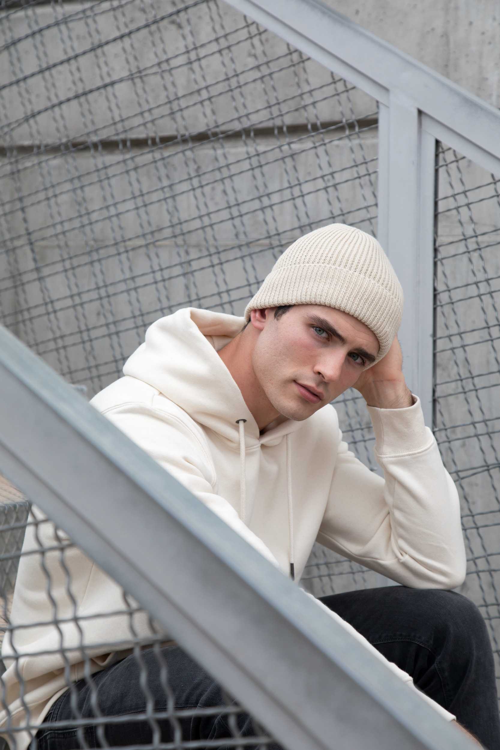  K-up Gorro de canalé con dobladillo