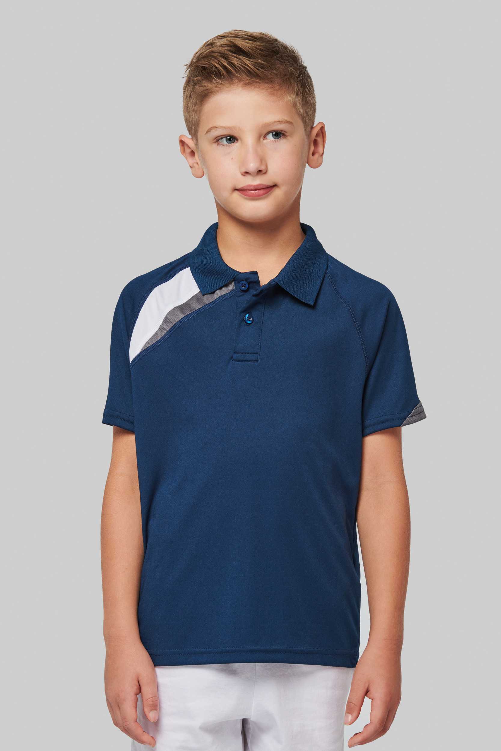 Polo deportivo de niños