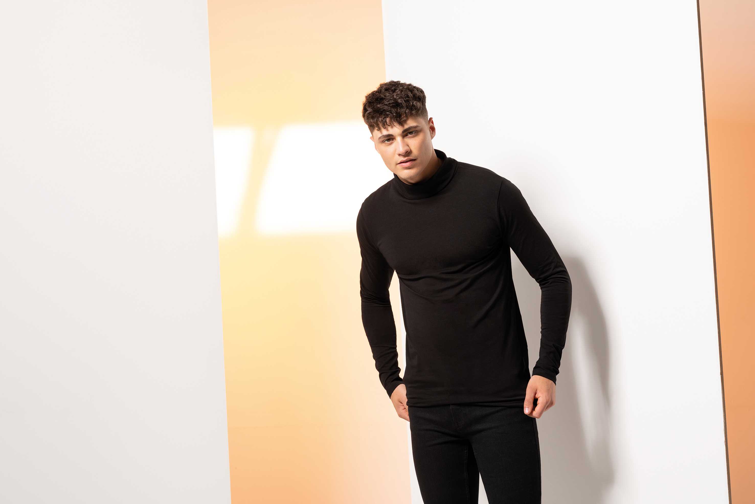  Skinni Fit Camiseta Feel Good cuello vuelto hombre