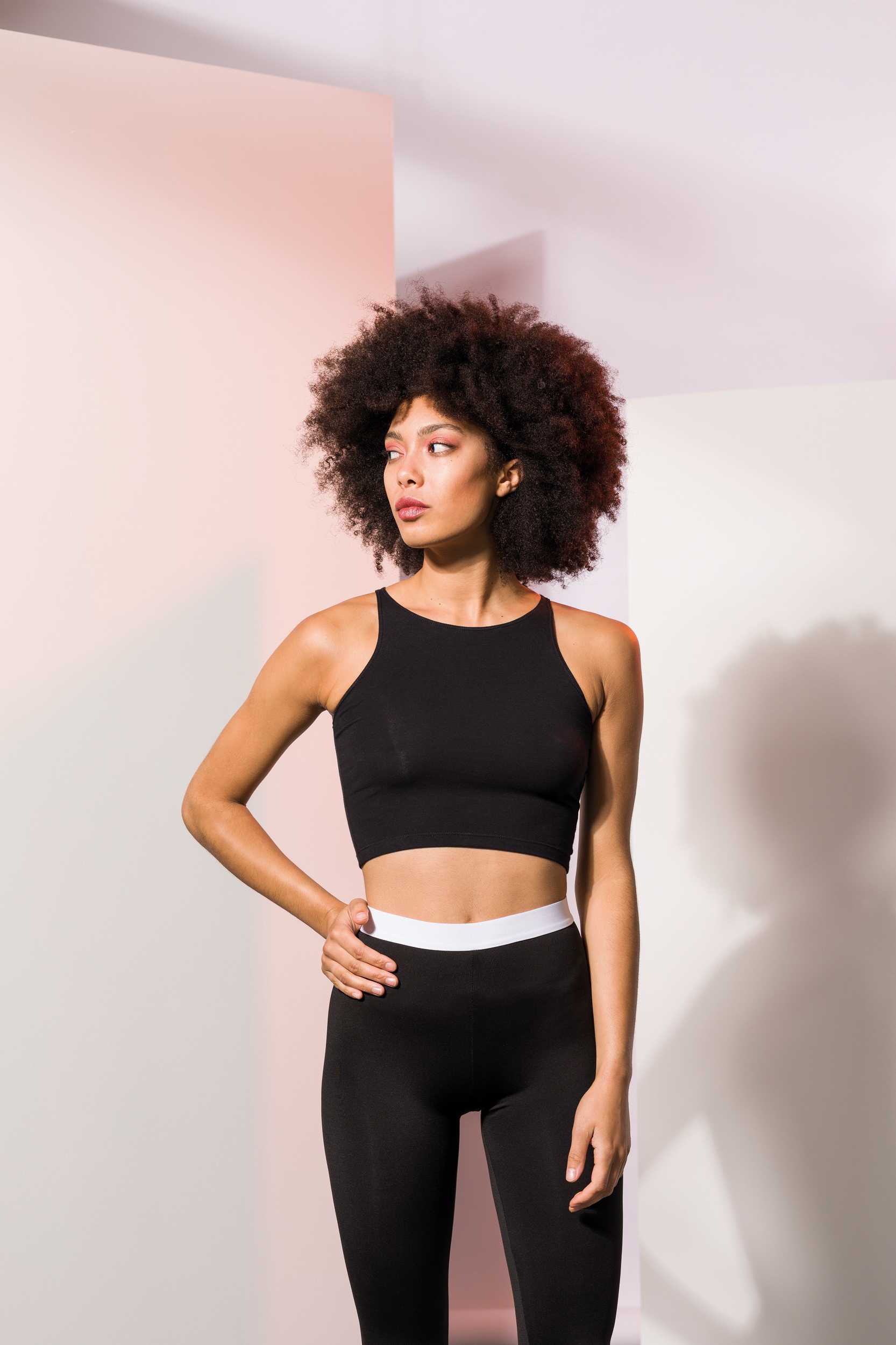  Skinni Fit Top corto mujer