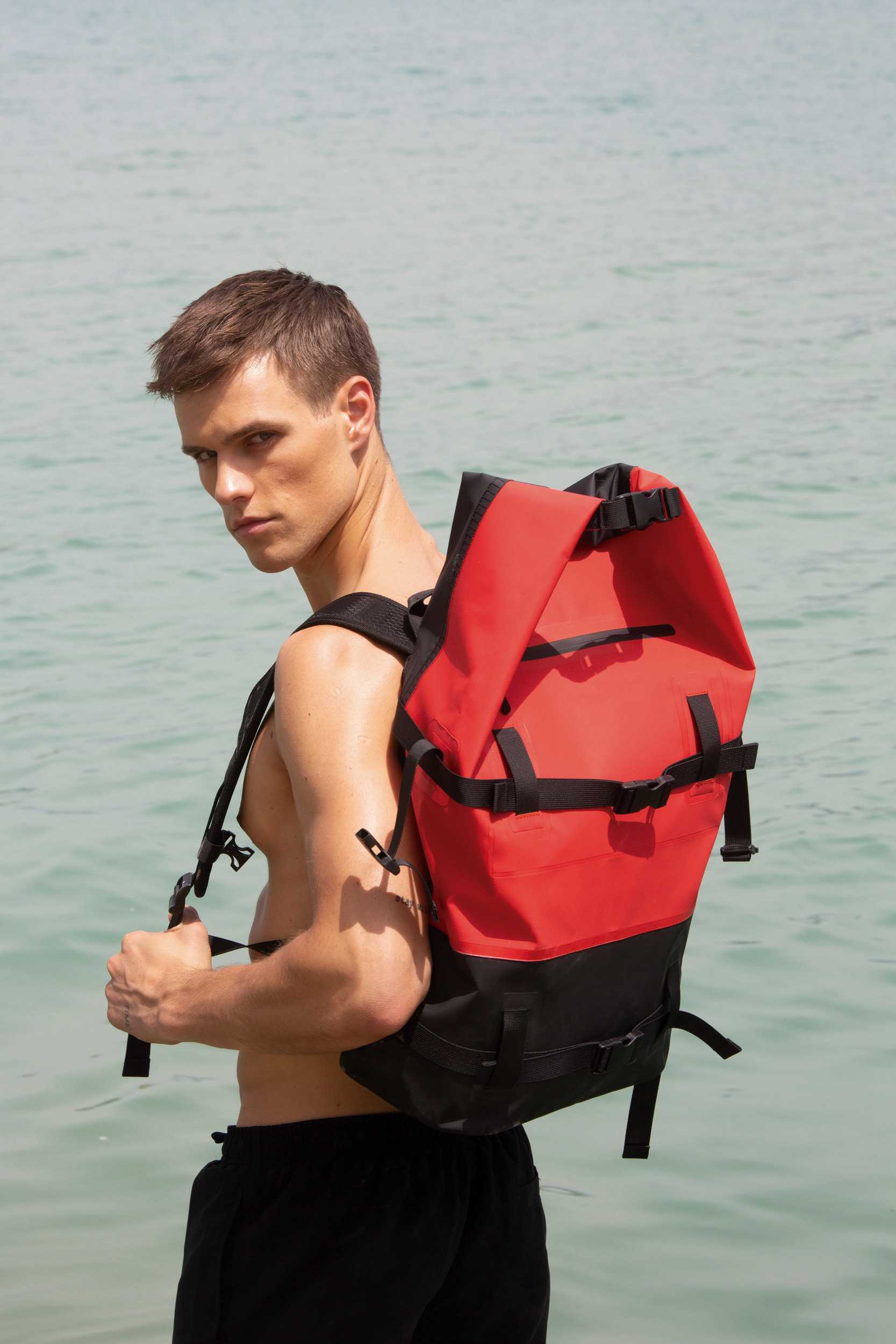Ki-mood Mochila impermeable con correas de compresión