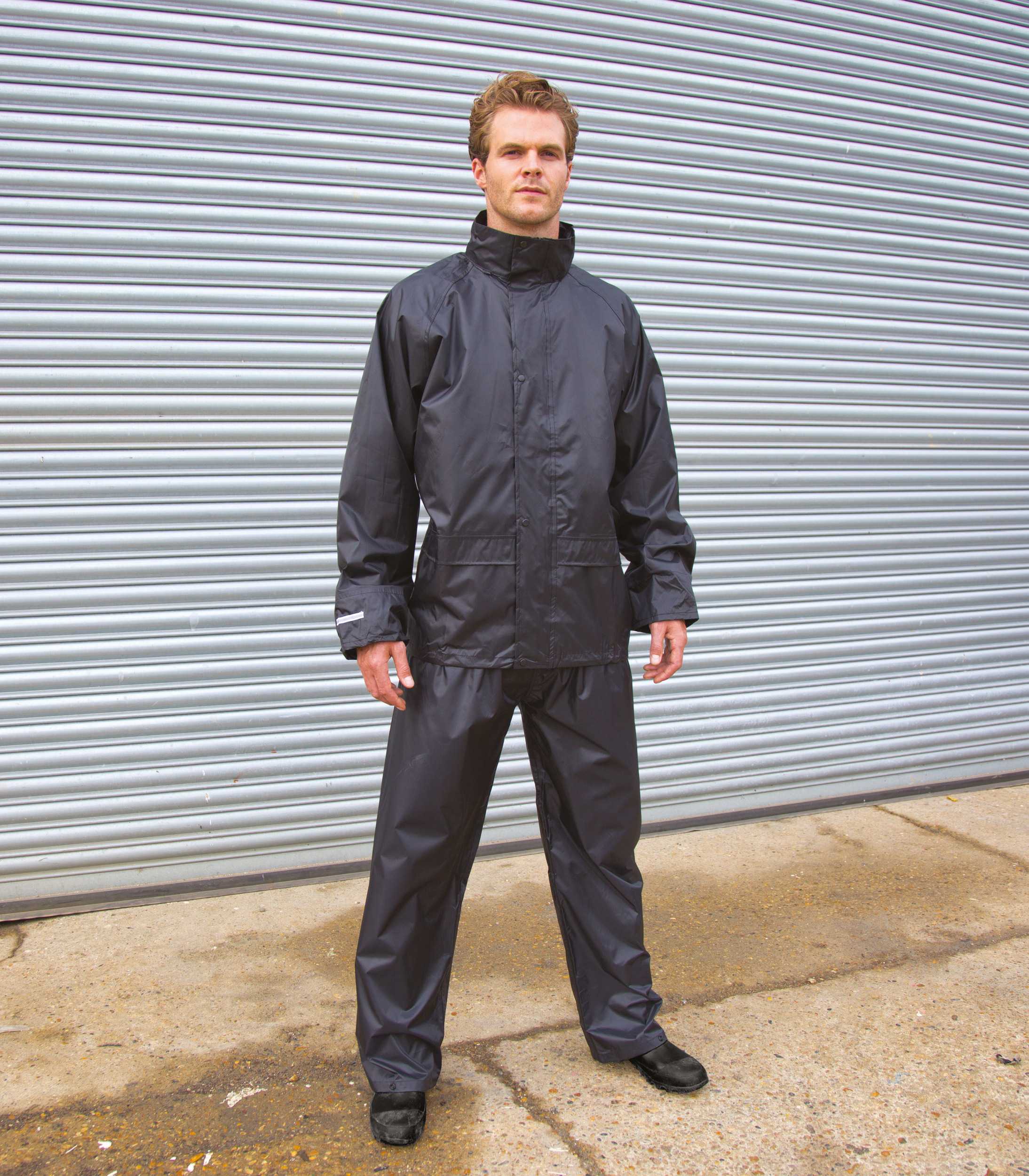 Result Traje impermeable
